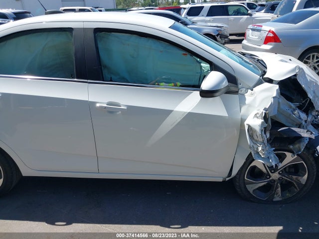 Chevrolet Sonic Premier 2017 1G1JF5SB1H4135158 Image 12