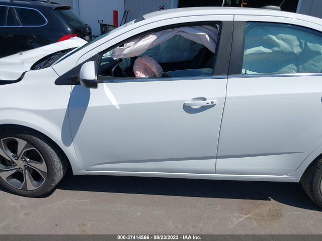 Chevrolet Sonic Premier 2017 1G1JF5SB1H4135158 Image 13