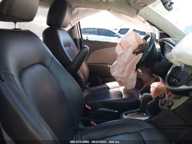Chevrolet Sonic Premier 2017 1G1JF5SB1H4135158 Image 5