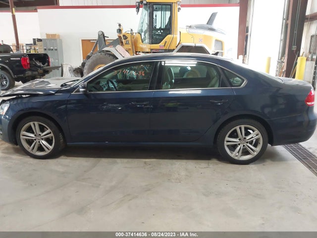1VWBS7A39EC044022 Volkswagen Passat Se W/sunroof
