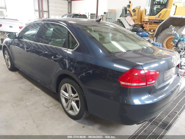1VWBS7A39EC044022 Volkswagen Passat Se W/sunroof