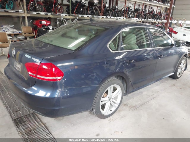 1VWBS7A39EC044022 Volkswagen Passat Se W/sunroof