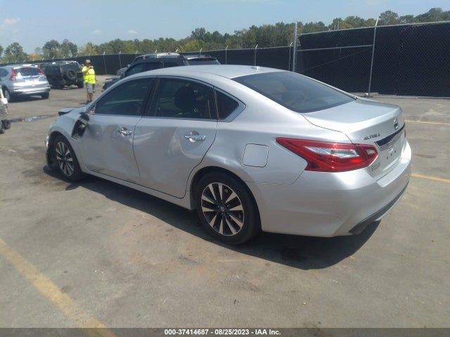 2017 NISSAN ALTIMA 2.5 SV VIN: 1N4AL3AP7HC232314