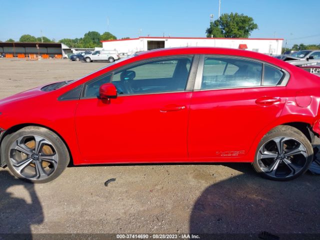 2HGFB6E50FH700585 Honda Civic Sedan Si