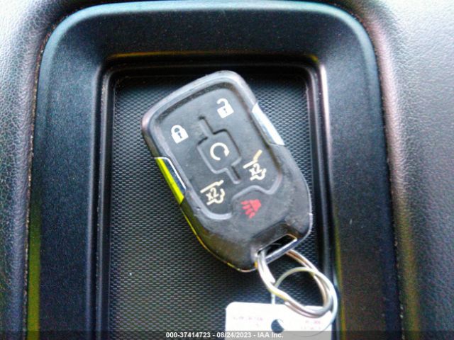 1GKS2GKC3KR363558 GMC Yukon Xl Slt