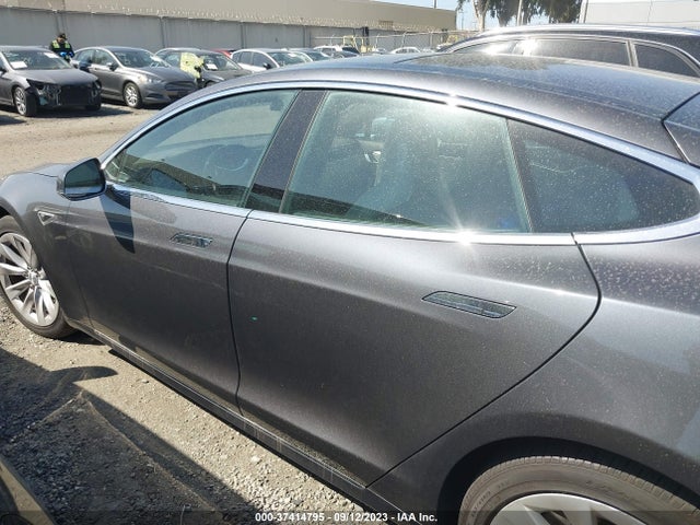Tesla Model S 70 Kwh 2016 5YJSA1E10GF140283 Image 6