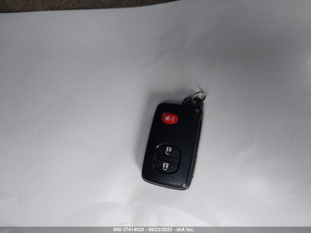 2008 TOYOTA LAND CRUISER VIN: JTMHY05JX85000258
