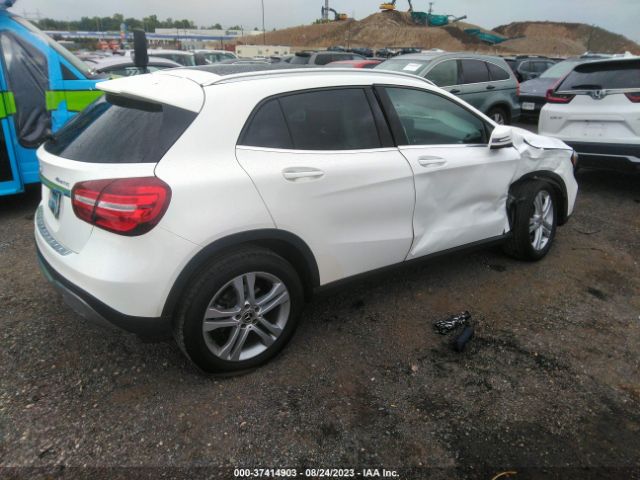 2020 MERCEDES-BENZ GLA W1NTG4GB2LU030596 Photo 3