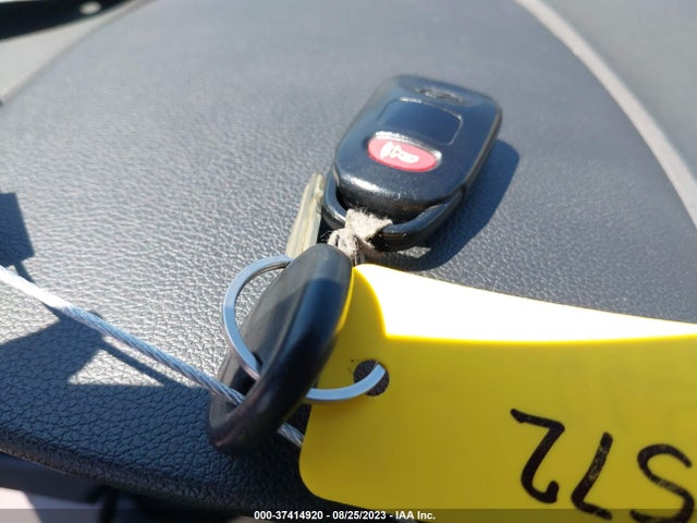 2017 HYUNDAI ELANTRA SE VIN: KMHD84LF3HU160455