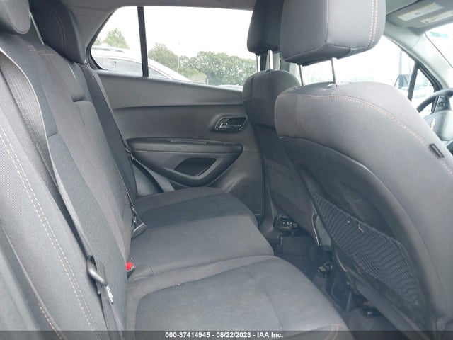Chevrolet TRAX LS 2019 3GNCJKSB3KL320981 Image 8