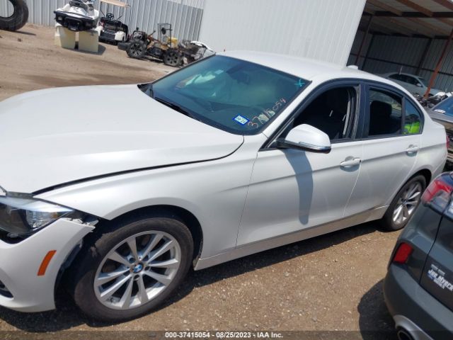 WBA8E1G57GNT99365 BMW 3 Series 320i
