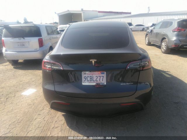 7SAYGAEE6NF489993 Tesla Model Y Long Range