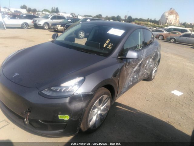 7SAYGAEE6NF489993 Tesla Model Y Long Range