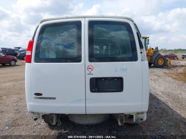 Chevrolet Express 2500 Work Van 2019 1GCWGBFG9K1306973 Image 16