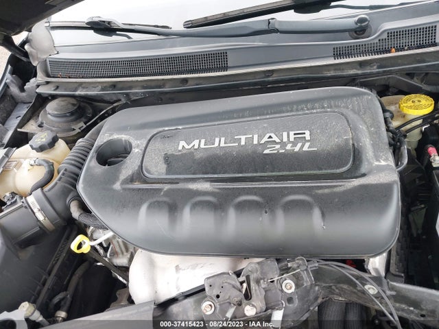 Chrysler 200 Limited 2015 1C3CCCAB0FN700929 Image 10