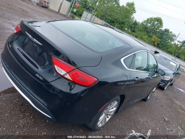 Chrysler 200 Limited 2015 1C3CCCAB0FN700929 Image 4