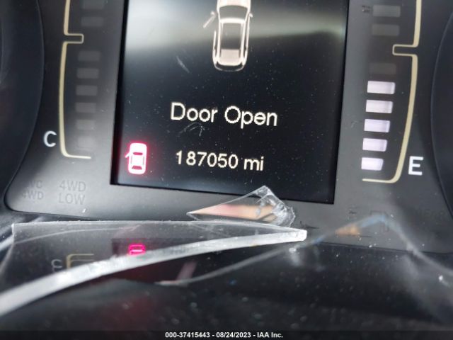 1C4PJMCB2EW247041 Jeep Cherokee Latitude