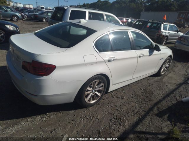 WBA5A7C5XFD628570 BMW 5 Series 528i Xdrive