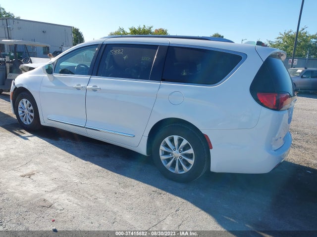 Chrysler Pacifica Touring L 2019 2C4RC1BG1KR651905 Image 3