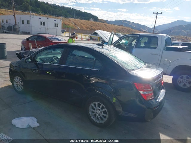 Chevrolet SONIC LT 2020 1G1JD5SB4L4118563 Image 3