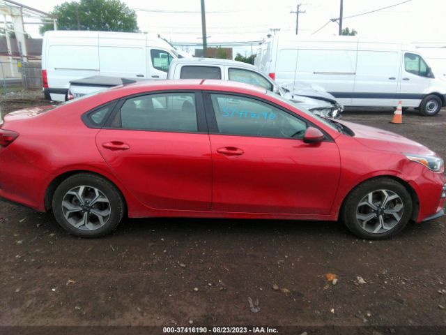 3KPF24AD9KE099702 KIA Forte Lxs