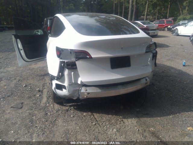 5YJYGDEE5MF174731 Tesla Model Y Long Range