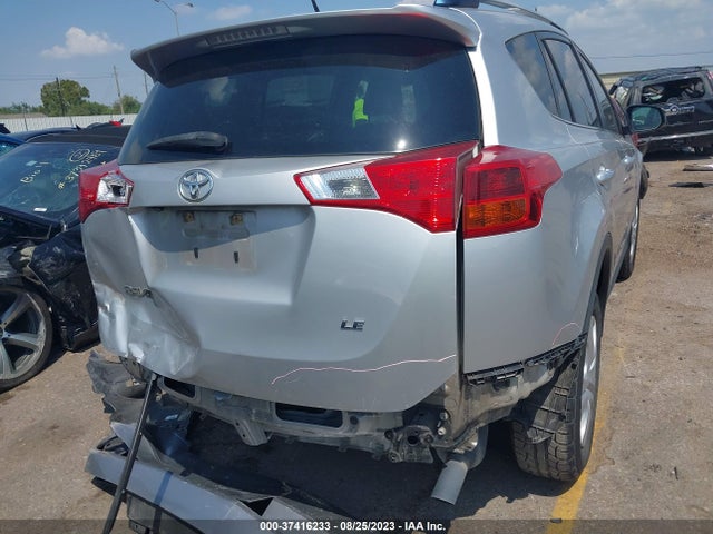 Toyota RAV4 LE 2015 JTMZFREV7FJ045390 Image 12