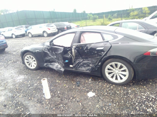 Tesla Model S 75d/100d/p100d 2018 5YJSA1E23JF243939 Image 14
