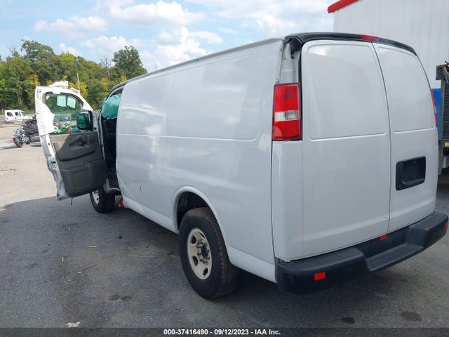 Chevrolet EXPRESS CARGO VAN 2020 1GCWGAF15L1258105 Image 3