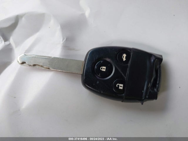 2011 HONDA ACCORD CPE EX-L VIN: 1HGCS2B89BA001488