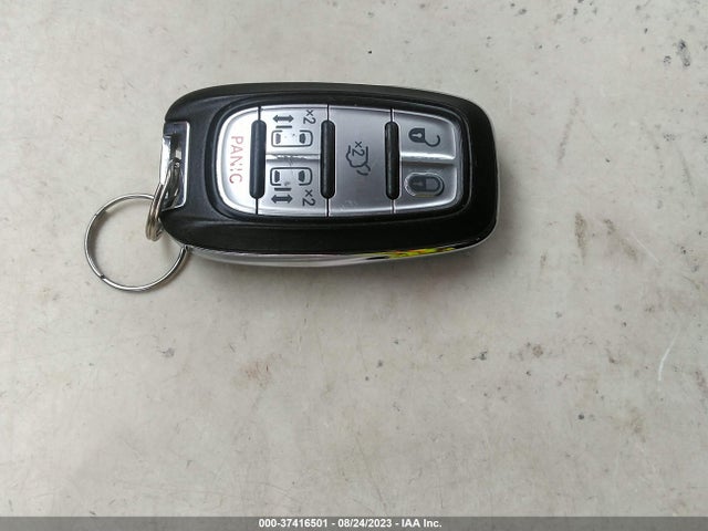 2C4RC1DG1HR635788 Chrysler Pacifica Touring