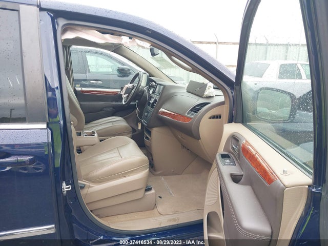 2C4RC1BG2FR513666 Chrysler Town & Country Touring