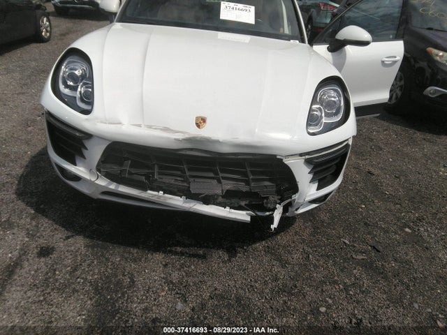 2018 PORSCHE MACAN WP1AA2A53JLB02835 Photo 9