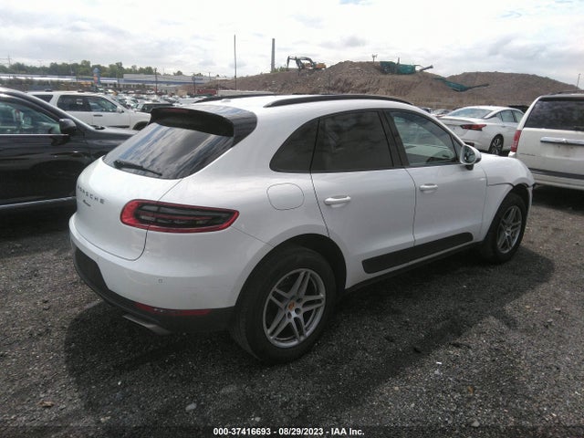 2018 PORSCHE MACAN WP1AA2A53JLB02835 Photo 3