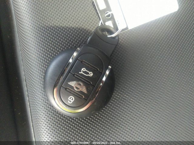 2015 MINI HARDTOP WMWXU3C5XF2B61772 Photo 10