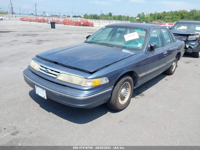 1997 FORD CROWN VICTORIA LX VIN: 2FALP74W4VX103663
