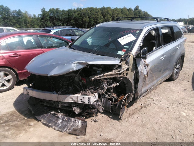 2016 TOYOTA HIGHLANDER XLE VIN: 5TDJKRFH3GS326284