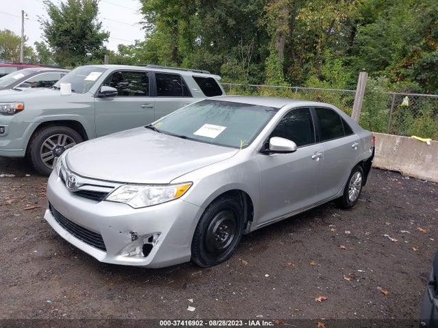 Toyota CAMRY LE 2014 4T4BF1FK1ER405632 Image 2