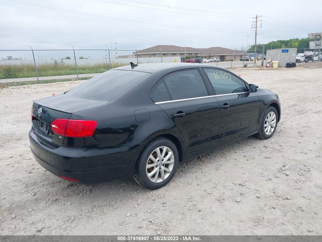 3VWD07AJ1EM444409 Volkswagen Jetta Sedan Se W/connectivity