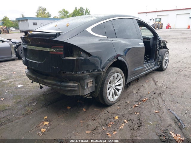 Tesla Model X 90d/75d/100d 2017 5YJXCBE21HF049300 Image 4