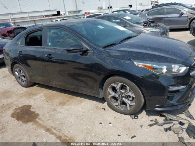 3KPF24AD1ME338095 KIA Forte Lxs
