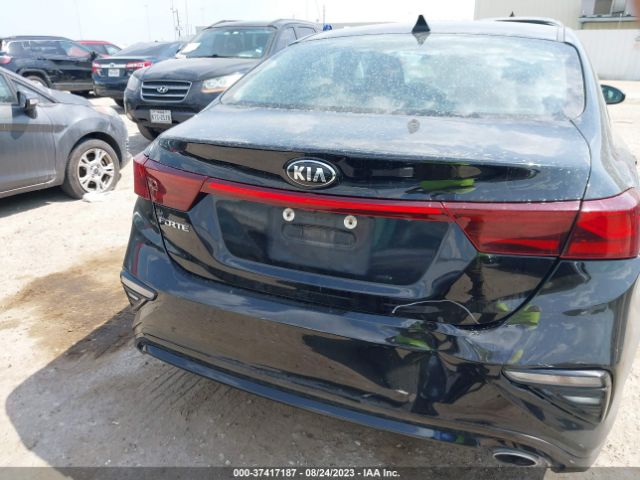 3KPF24AD1ME338095 KIA Forte Lxs