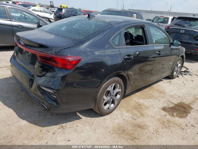 3KPF24AD1ME338095 KIA Forte Lxs
