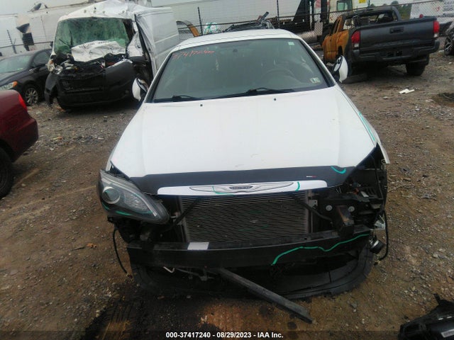 1C3BCBGG1EN134464 Chrysler 200 S