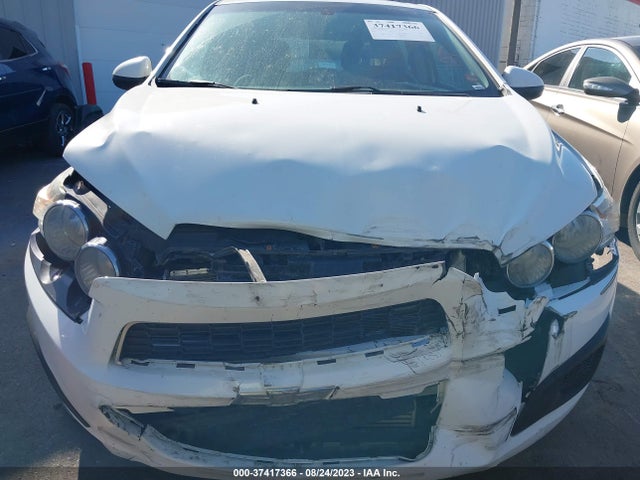 Chevrolet SONIC LT 2014 1G1JD6SBXE4234875 Image 11