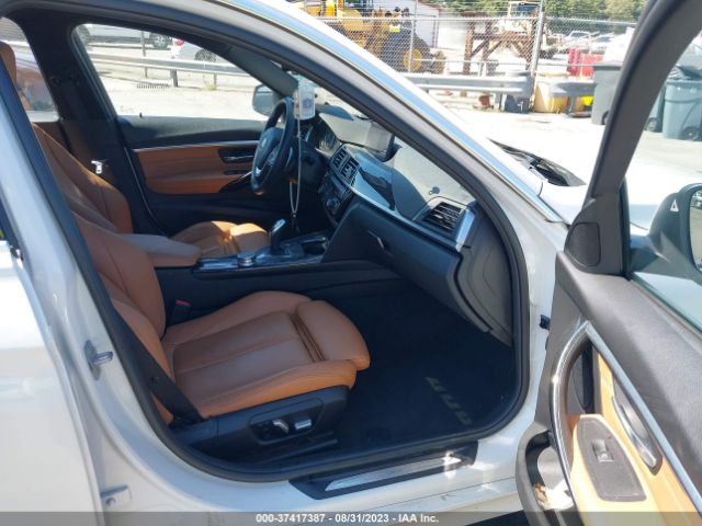 WBA8D9C59JA616405 BMW 3 Series 330i Xdrive