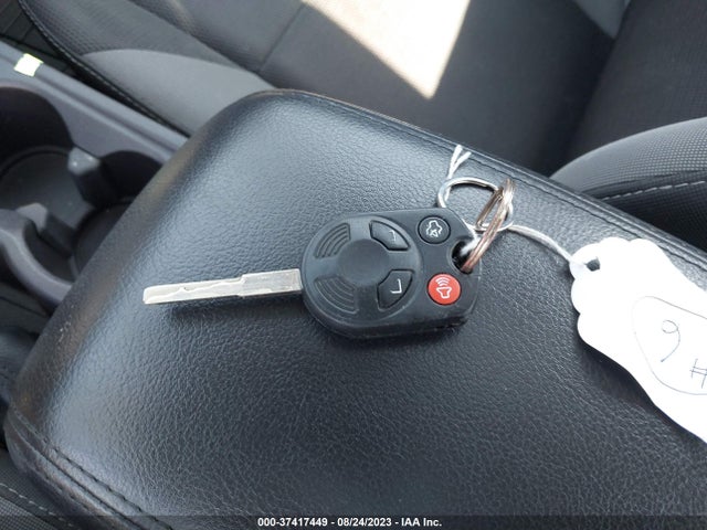 2014 FORD FOCUS SE VIN: 1FADP3F26EL105242