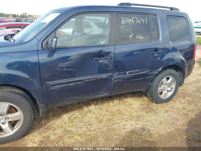 2011 HONDA PILOT EX-L VIN: 5FNYF4H63BB073465