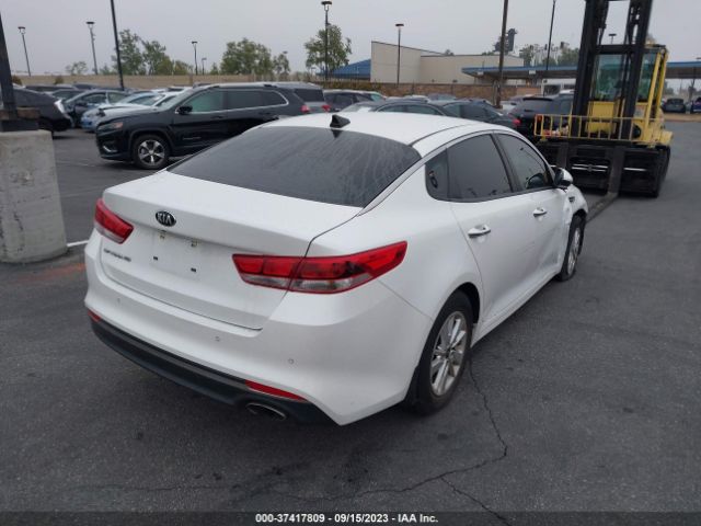 KNAGT4L31J5216508 KIA Optima Lx