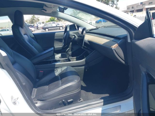 5YJ3E1EA1KF425270 Tesla Model 3 Range